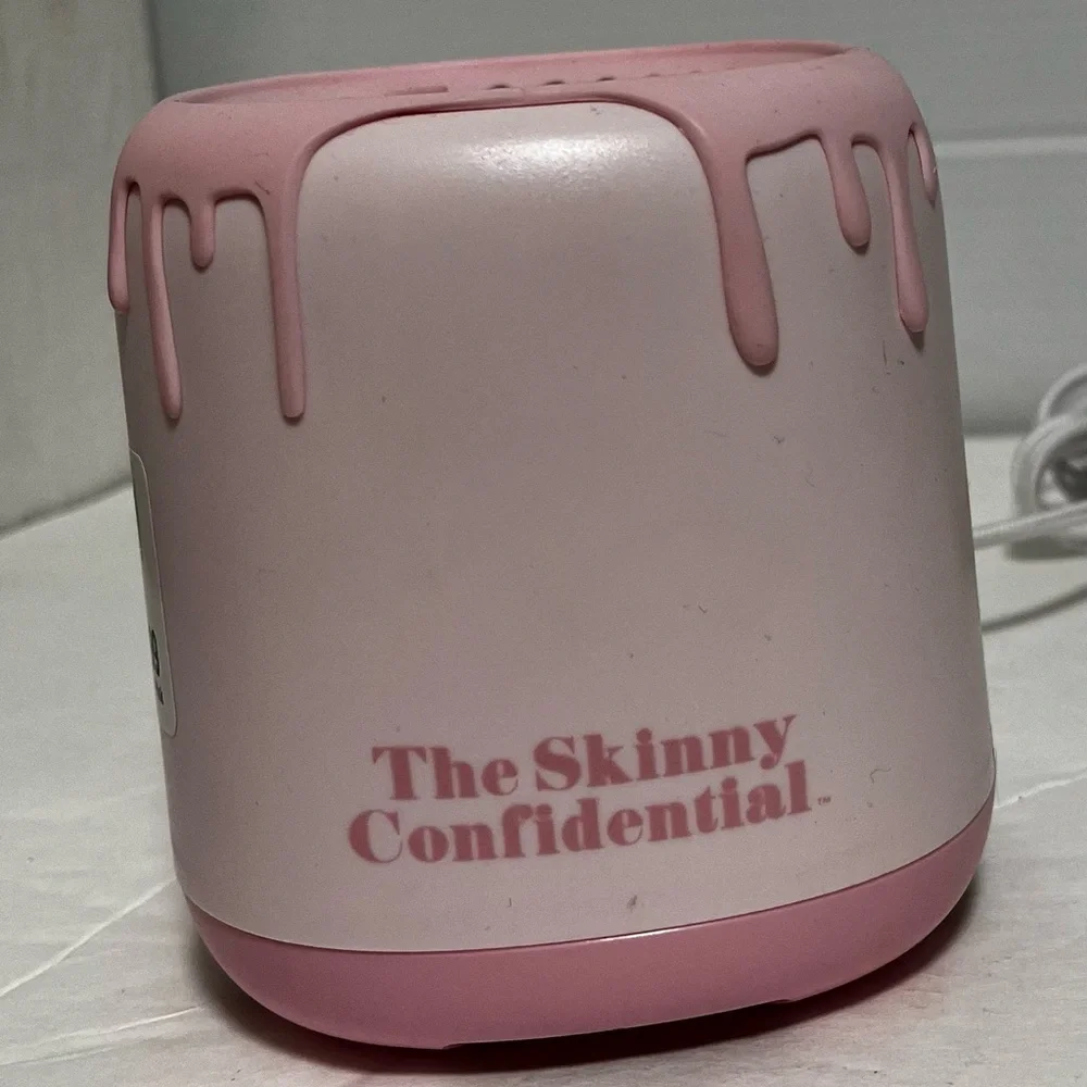 The Skinny Confidential Pink Drip diffuser